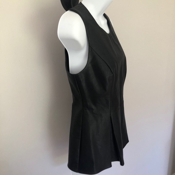 Julie Brown sleeveless black faux leather peplum top - Picture 3 of 8